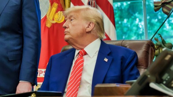 President Donald Trump is joined by Secretary of Commerce Howard Lutnick, Vice President JD Vance, British Ambassador Peter Mandelson, U.S. Trade Representative Jamieson Greer, and Secretary of Agriculture Brooke Rollins, while announcing a trade agreement with the U.K., Thursday, May 8, 2025, in the Oval Office. (Official White House Photo by Emily J. Higgins)