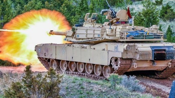 On May 16th 2025, Montana’s 1-163rd Combined Arms Battalion hosted over a dozen British Army Soldiers of the Royal Wessex Yeomanry (RWxY) at the Limestone Hills Training Facility in a joint training event to help their armored crewmembers transition to the Challenger 3 tank which is currently in production. Training involved British armored crewmembers serving in their assigned roles on the M1A2 Abrams alongside our Montana National Guard Soldiers.