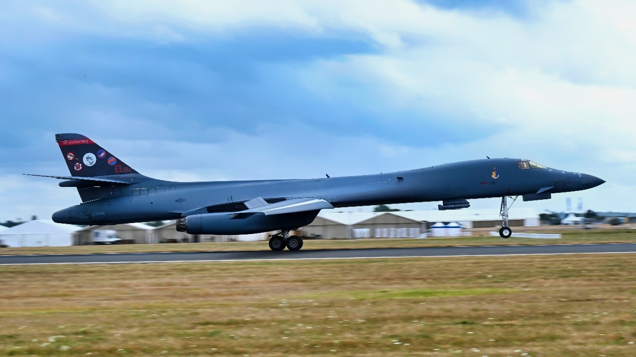 B-1B Lancer Bomber