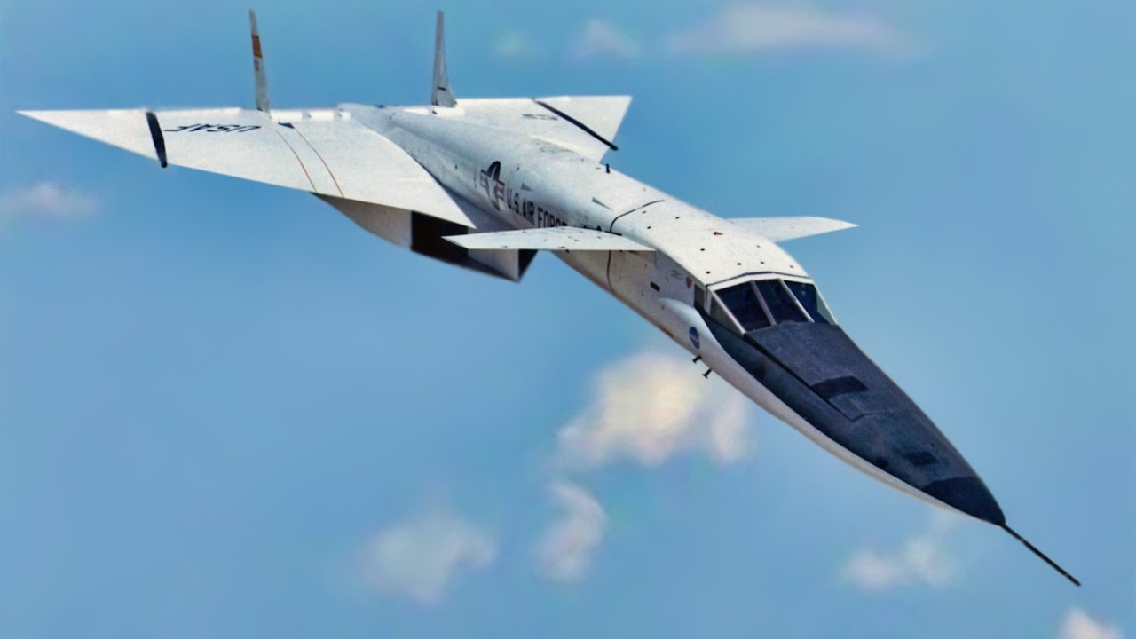 XB-70 In Flight