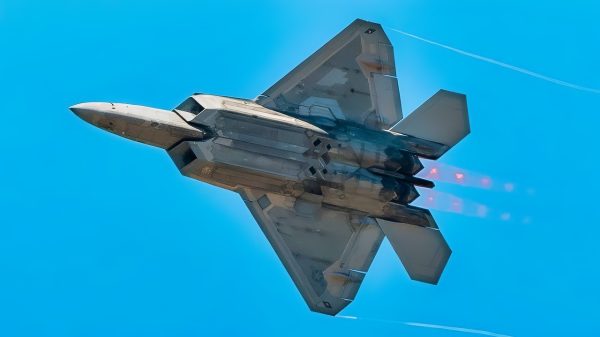 A U.S. Air Force F-22 with the F-22 Raptor Demo Team performs aerial stunts at the 2022 Kaneohe Bay Air Show, Marine Corps Air Station Kaneohe Bay, Marine Corps Base Hawaii, Aug. 12, 2022. The air show provided an opportunity to demonstrate the capabilities of a Joint Force in the Indo-Pacific Region. The Kaneohe Bay Air Show, which contained aerial performances, static displays, demonstrations and vendors, was designed to express MCBH’s appreciation to the residents of Hawaii and their continued support of the installation. (U.S. Marine Corps photo by Cpl. Patrick King)