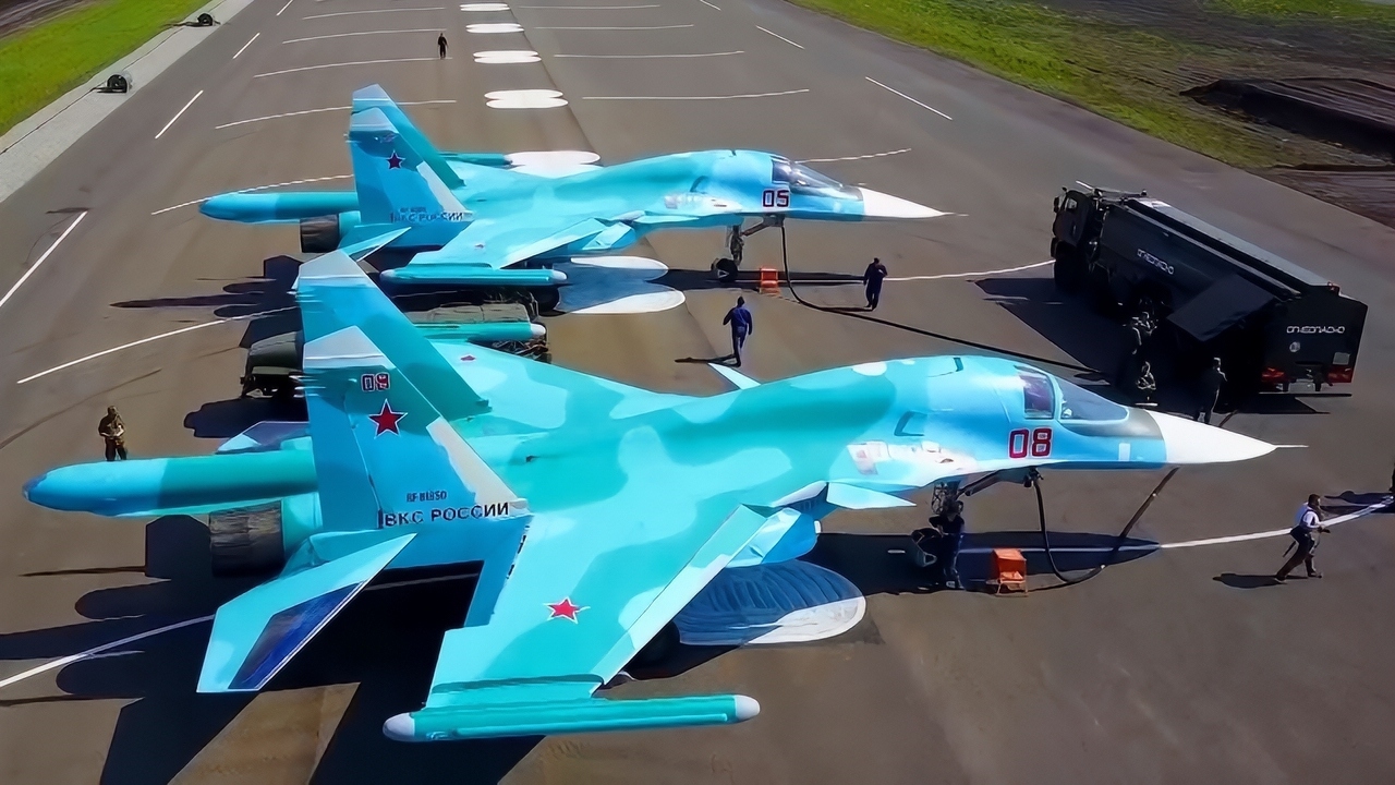 Su-34 Fullback Fighter-Bomber